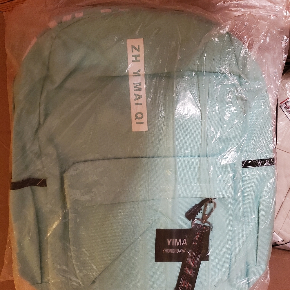 Backpack - Picture 16 of 16